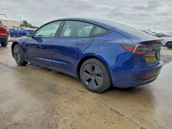 5YJ3E1EAXMF091615 2021 TESLA MODEL 3 - Image 2