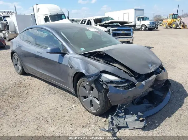 5YJ3E1EAXMF093848 2021 TESLA MODEL 3 - Image 1
