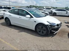 5YJ3E1EAXMF100457 2021 TESLA MODEL 3