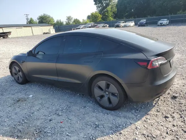 5YJ3E1EAXMF848383 2021 TESLA MODEL 3 - Image 2