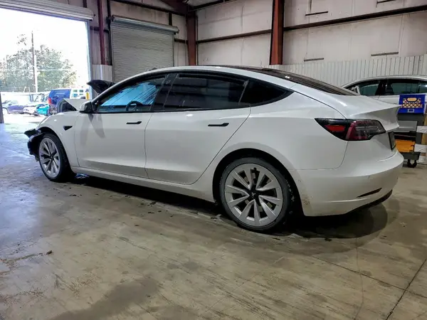 5YJ3E1EAXMF849257 2021 TESLA MODEL 3 - Image 2