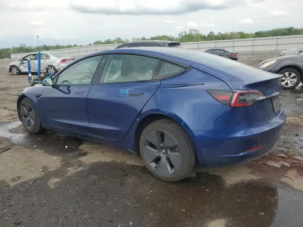 5YJ3E1EAXMF850831 2021 TESLA MODEL 3 - Image 2