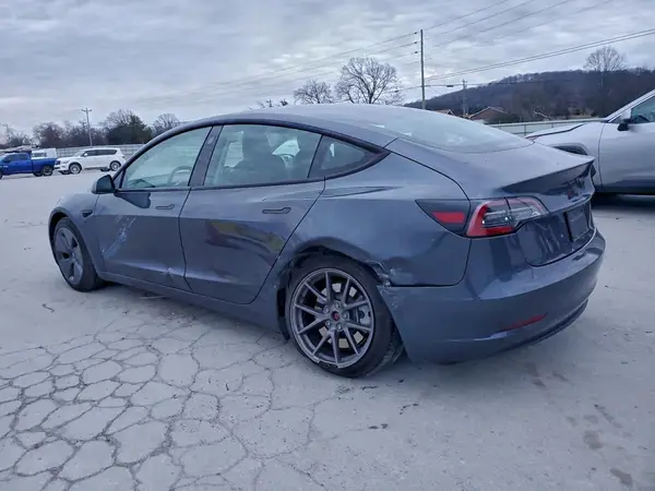 5YJ3E1EAXMF854054 2021 TESLA MODEL 3 - Image 2