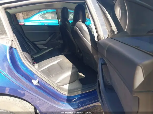 5YJ3E1EAXMF860971 2021 TESLA MODEL 3 - Image 8