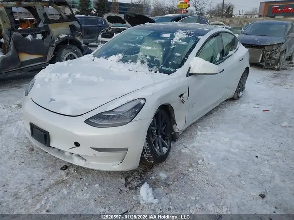 5YJ3E1EAXMF861876 2021 TESLA MODEL 3 - Image 2