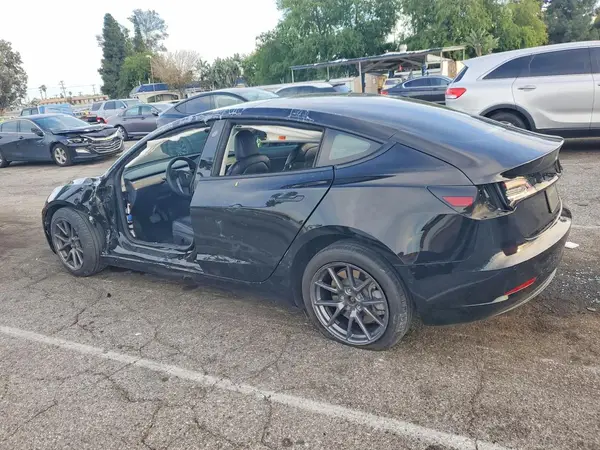 5YJ3E1EAXMF871291 2021 TESLA MODEL 3 - Image 2