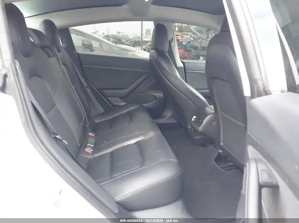 5YJ3E1EAXMF873980 2021 TESLA MODEL 3 - Image 8