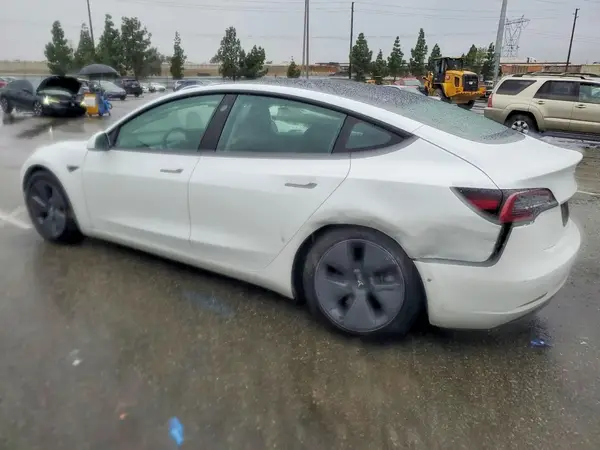 5YJ3E1EAXMF874059 2021 TESLA MODEL 3 - Image 2