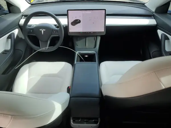 5YJ3E1EAXMF875129 2021 TESLA MODEL 3 - Image 8