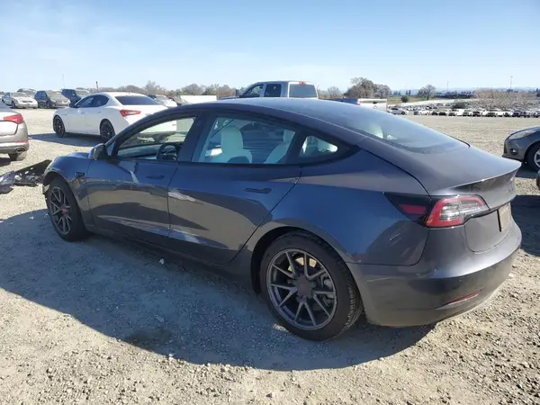 5YJ3E1EAXMF875289 2021 TESLA MODEL 3 - Image 2