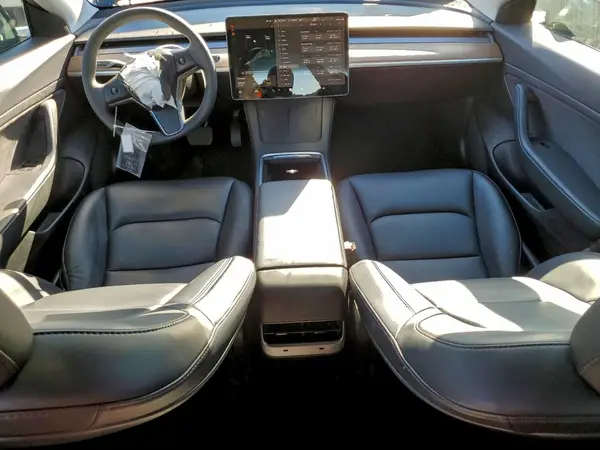 5YJ3E1EAXMF875714 2021 TESLA MODEL 3 - Image 8