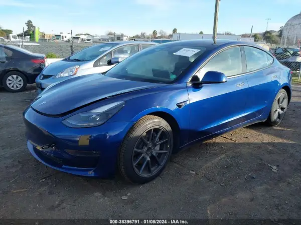 5YJ3E1EAXMF876328 2021 TESLA MODEL 3 - Image 2