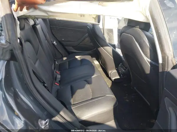 5YJ3E1EAXMF876670 2021 TESLA MODEL 3 - Image 8
