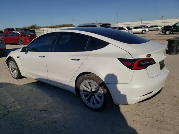 5YJ3E1EAXMF908338 2021 TESLA MODEL 3 - Image 2