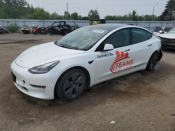 5YJ3E1EAXMF918528 2021 TESLA MODEL 3 - Image 1