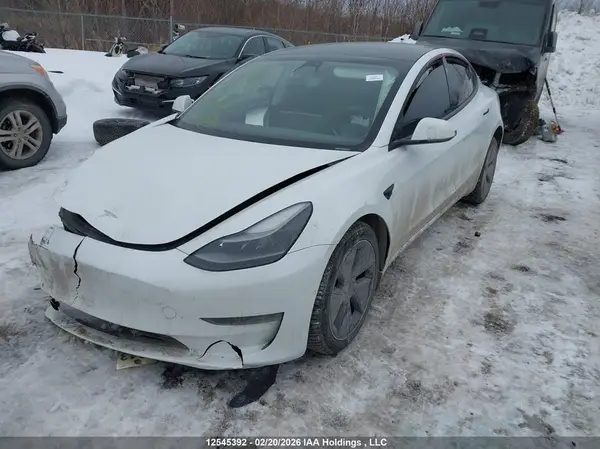 5YJ3E1EAXMF918772 2021 TESLA MODEL 3 - Image 2