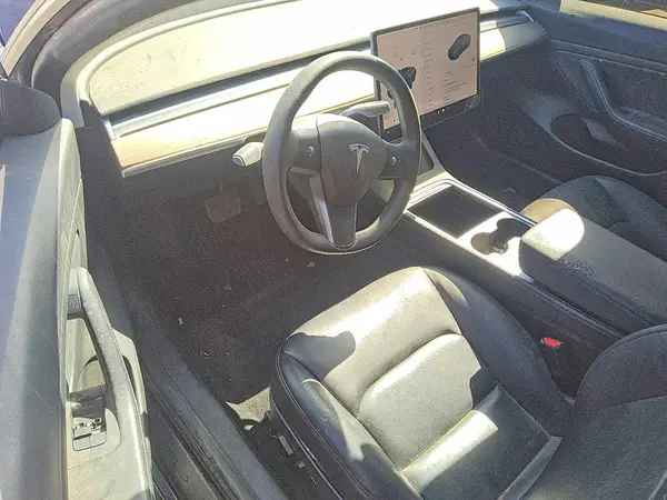 5YJ3E1EAXMF919629 2021 TESLA MODEL 3 - Image 8