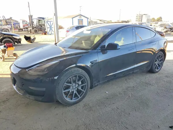 5YJ3E1EAXMF928783 2021 TESLA MODEL 3 - Image 1