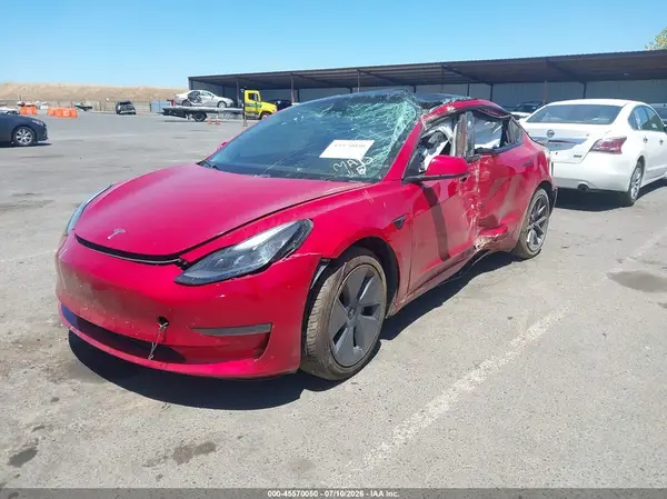 5YJ3E1EAXMF940142 2021 TESLA MODEL 3 - Image 2