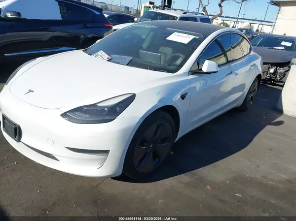 5YJ3E1EAXMF941372 2021 TESLA MODEL 3 - Image 2
