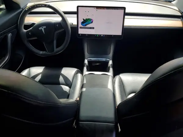 5YJ3E1EAXMF943011 2021 TESLA MODEL 3 - Image 8