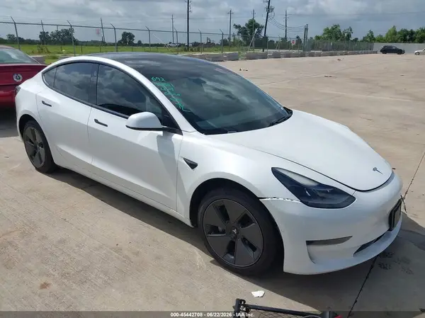 5YJ3E1EAXMF963551 2021 TESLA MODEL 3 - Image 1