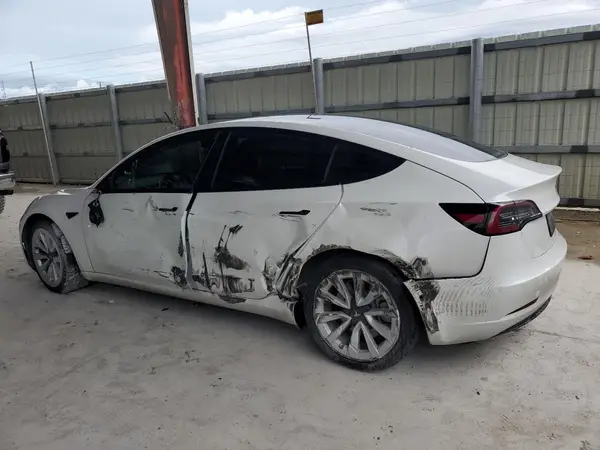 5YJ3E1EAXMF965350 2021 TESLA MODEL 3 - Image 2