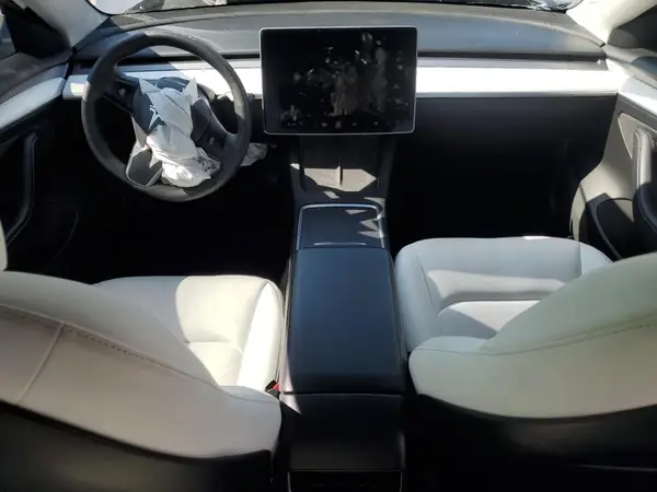 5YJ3E1EAXMF978003 2021 TESLA MODEL 3 - Image 8