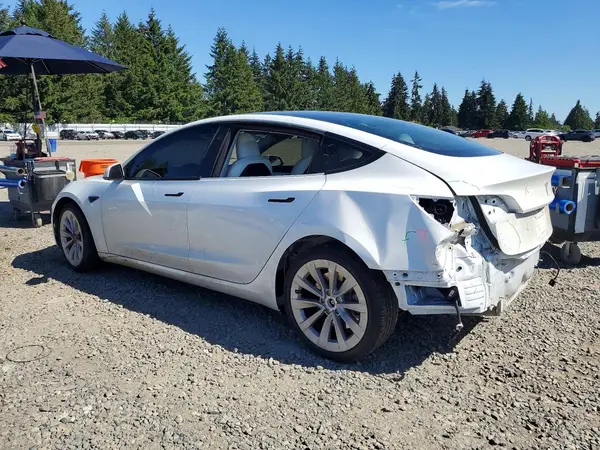 5YJ3E1EAXMF978079 2021 TESLA MODEL 3 - Image 2