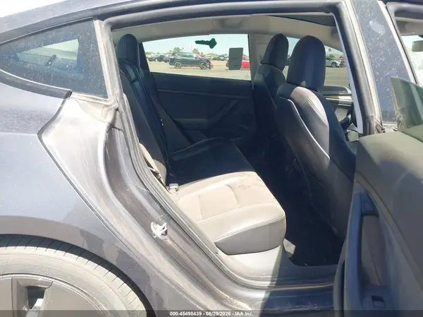 5YJ3E1EAXMF986117 2021 TESLA MODEL 3 - Image 8