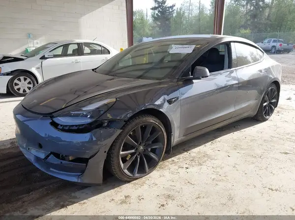 5YJ3E1EAXMF987185 2021 TESLA MODEL 3 - Image 2