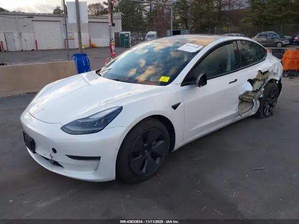5YJ3E1EAXMF991592 2021 TESLA MODEL 3 - Image 2