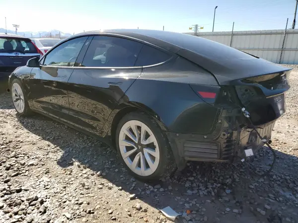5YJ3E1EAXMF995223 2021 TESLA MODEL 3 - Image 2