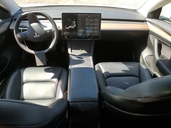 5YJ3E1EAXMF996680 2021 TESLA MODEL 3 - Image 8