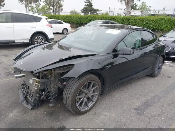 5YJ3E1EAXMF997084 2021 TESLA MODEL 3 - Image 2