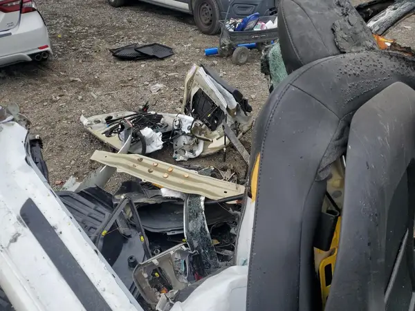 5YJ3E1EAXNF101318 2022 TESLA MODEL 3 - Image 8