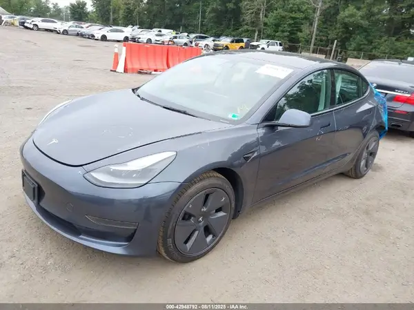 5YJ3E1EAXNF109127 2022 TESLA MODEL 3 - Image 2