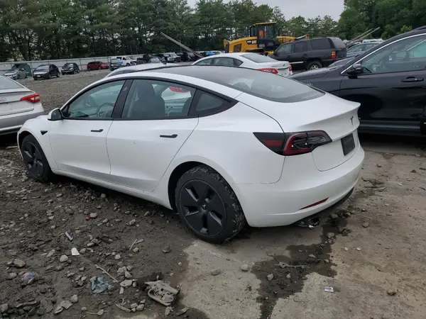 5YJ3E1EAXNF114036 2022 TESLA MODEL 3 - Image 2