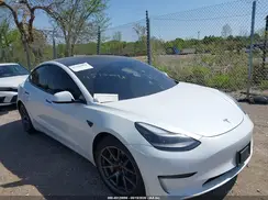 5YJ3E1EAXNF117566 2022 TESLA MODEL 3