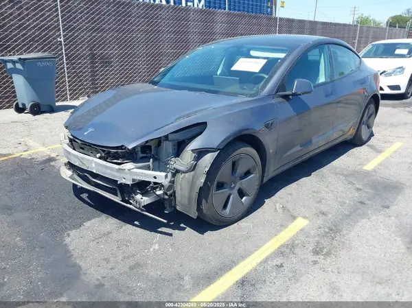 5YJ3E1EAXNF117762 2022 TESLA MODEL 3 - Image 2
