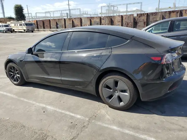 5YJ3E1EAXNF120970 2022 TESLA MODEL 3 - Image 2