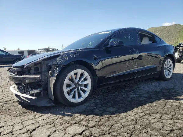 5YJ3E1EAXNF132987 2022 TESLA MODEL 3 - Image 1