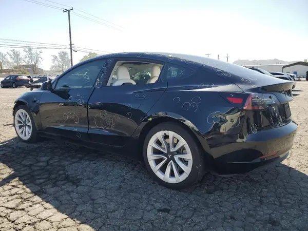 5YJ3E1EAXNF132987 2022 TESLA MODEL 3 - Image 2