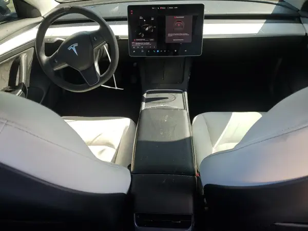 5YJ3E1EAXNF132987 2022 TESLA MODEL 3 - Image 8