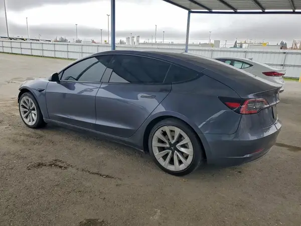 5YJ3E1EAXNF142712 2022 TESLA MODEL 3 - Image 2