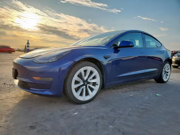 5YJ3E1EAXNF144332 2022 TESLA MODEL 3