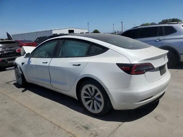 5YJ3E1EAXNF144394 2022 TESLA MODEL 3 - Image 2