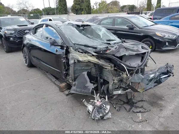 5YJ3E1EAXNF148056 2022 TESLA MODEL 3 - Image 1