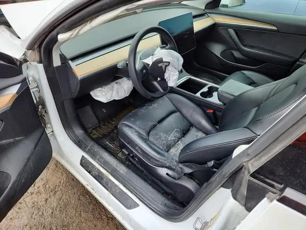 5YJ3E1EAXNF162250 2022 TESLA MODEL 3 - Image 8