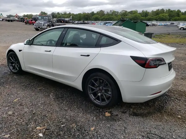 5YJ3E1EAXNF168159 2022 TESLA MODEL 3 - Image 2